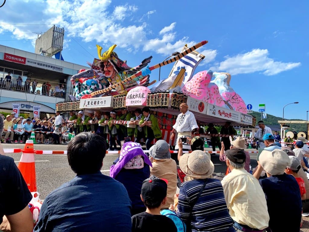 青森ねぶた祭りパレード