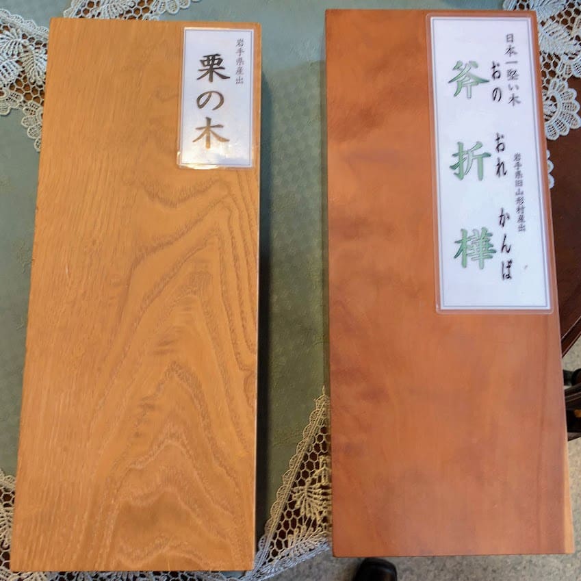 オノオレカンバと栗の木の比較