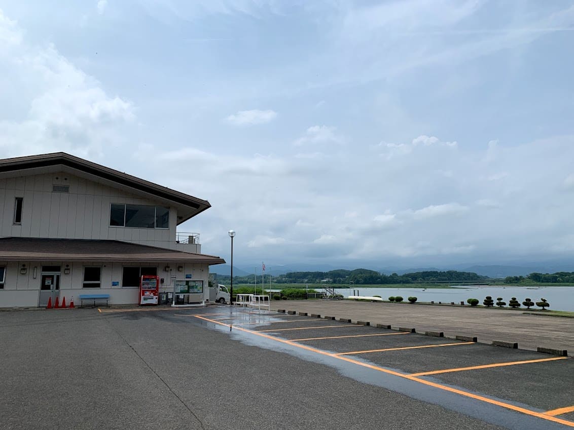 漕艇場外観