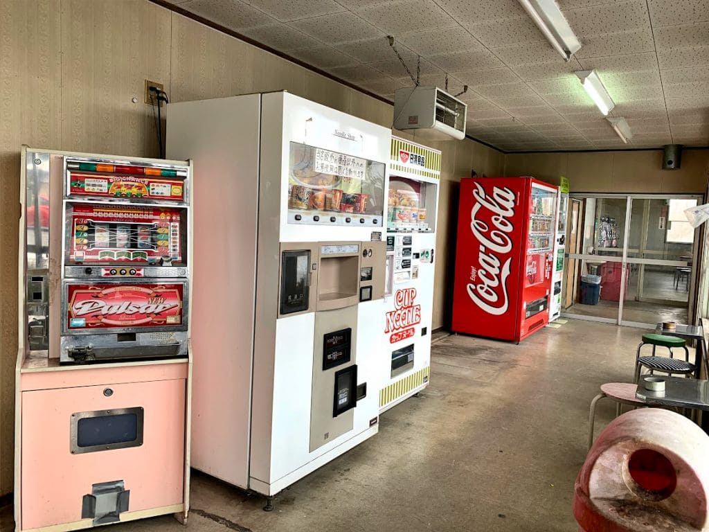 オートスナック九戸店内