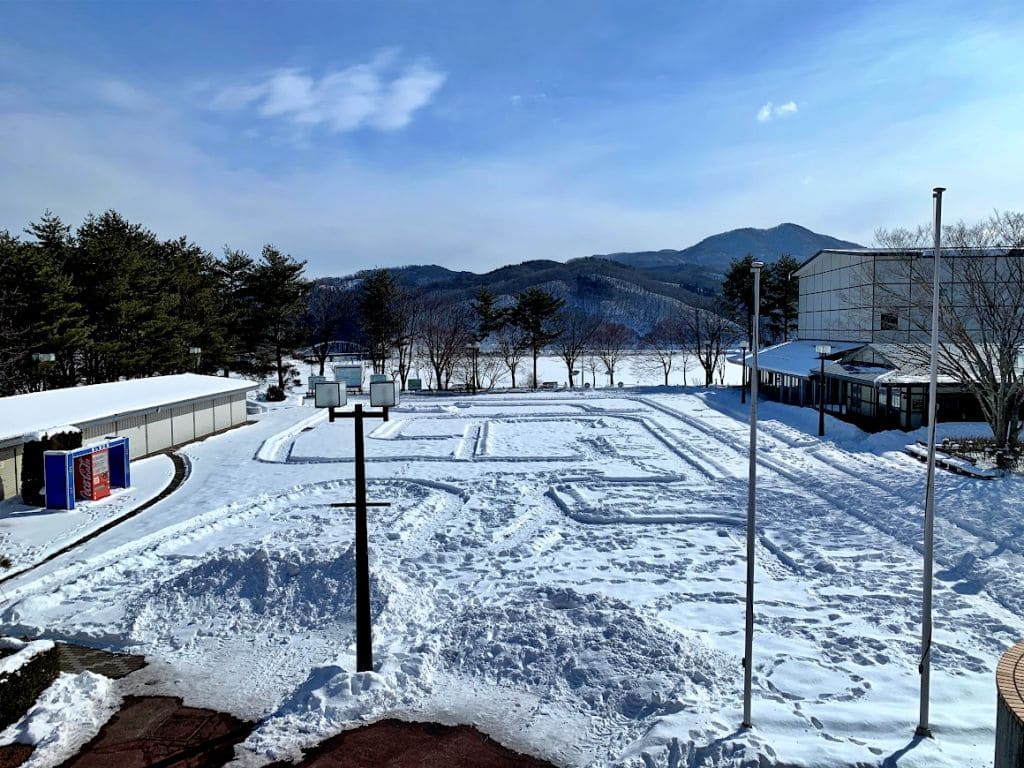 センター２階からわんぱく迷路を見てみた