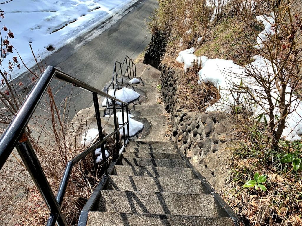 手すり付き階段