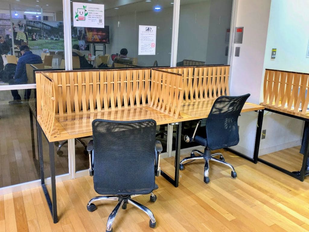 秋田空港（１階パブリックスペース）