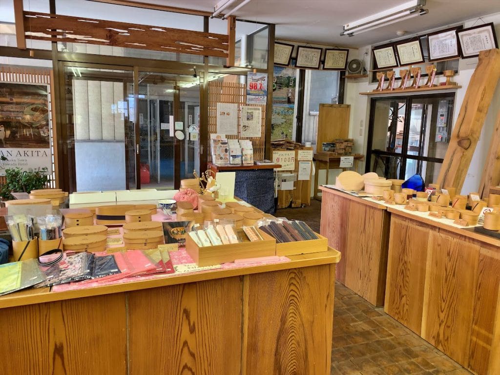 大館工芸社ショールーム