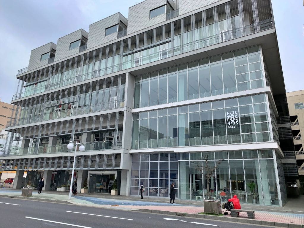 八戸ポータルミュージアム「はっち」外観