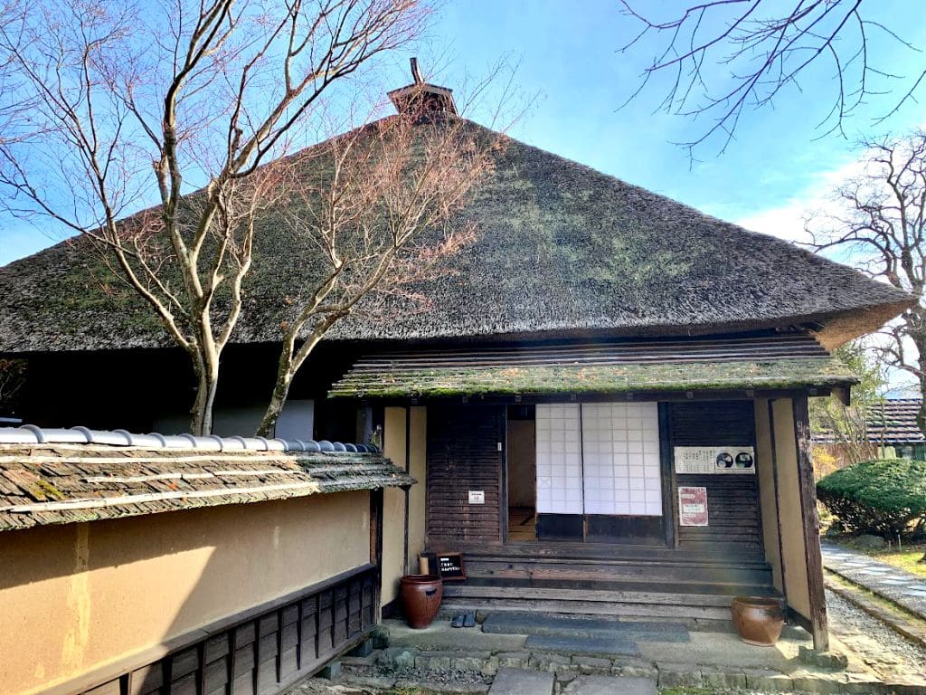 武家屋敷「春蘭亭」