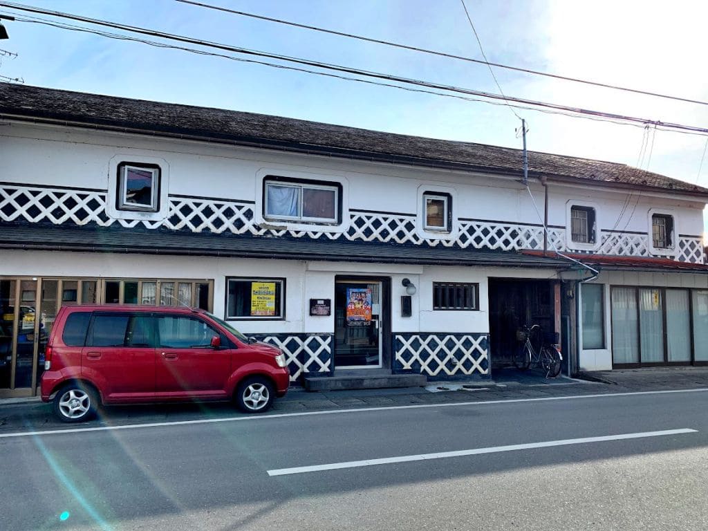 長屋建土蔵造商家