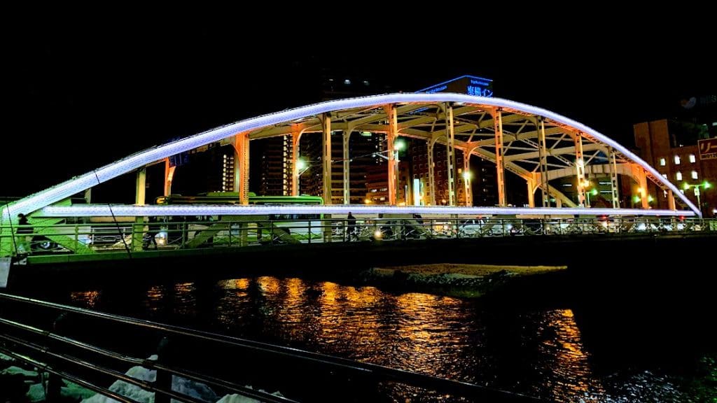 ライトアップ開運橋