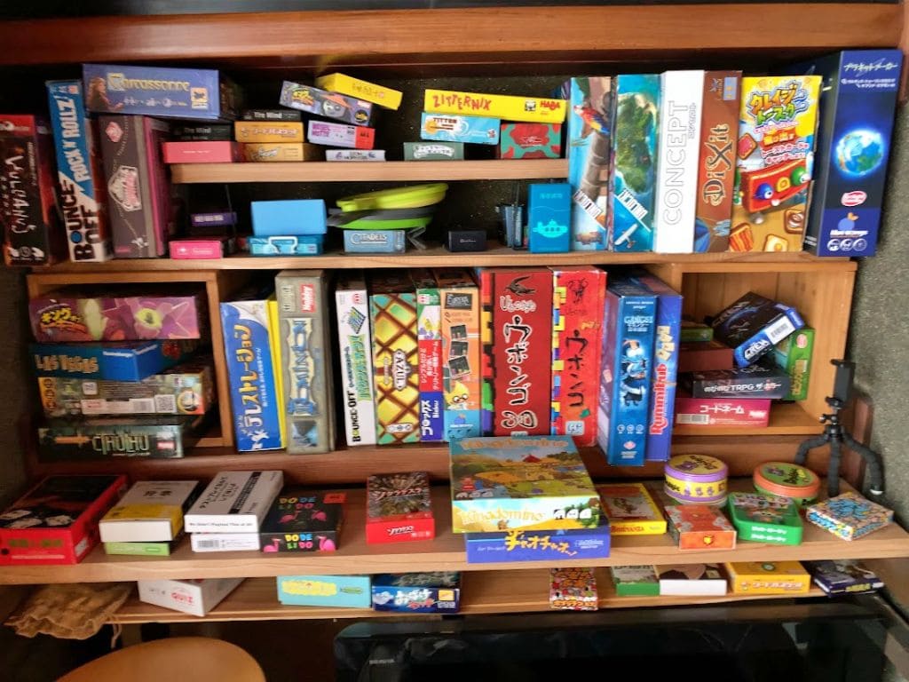 松本亭一農舎のボードゲームとカードゲームのライブラリ